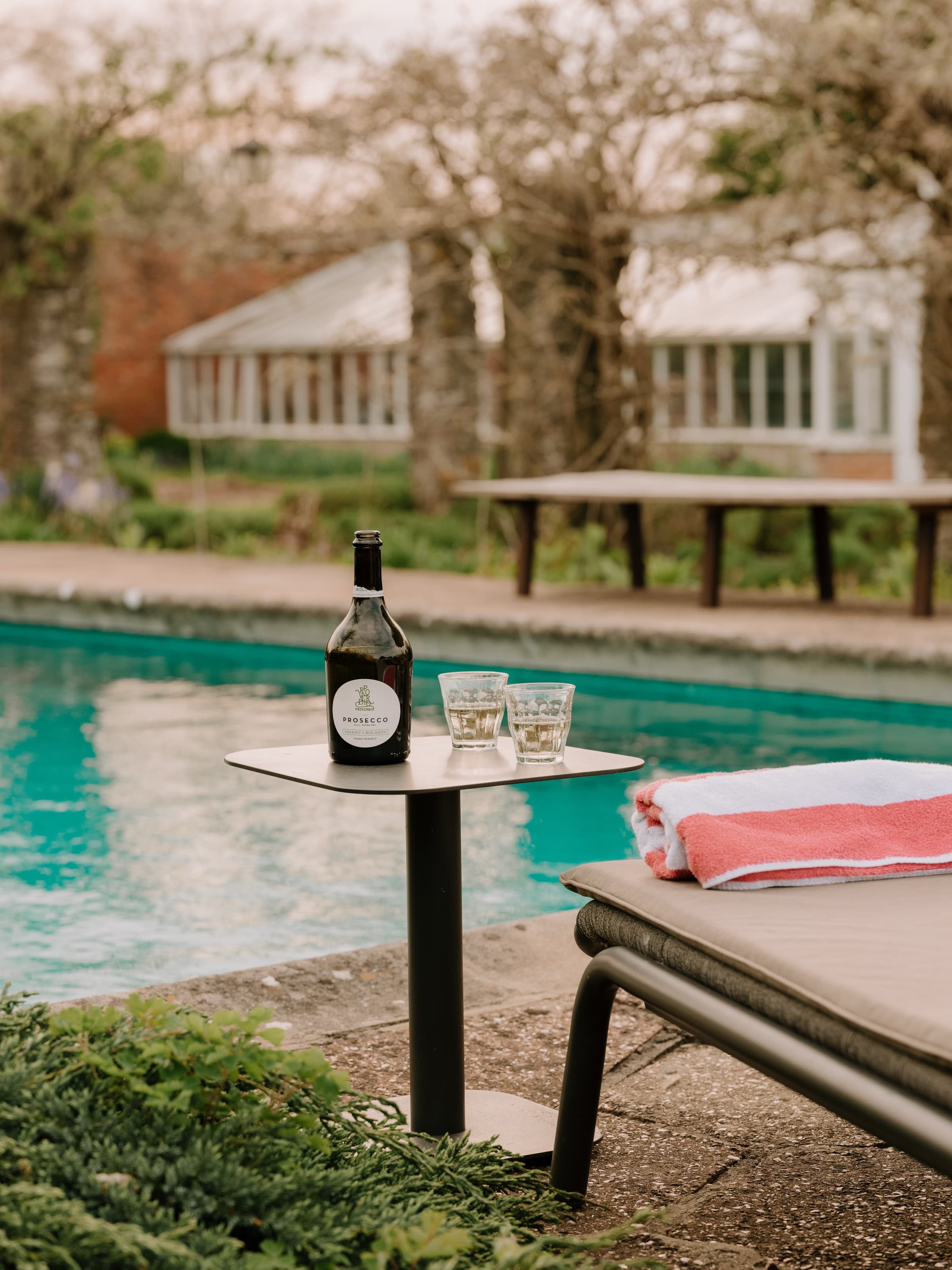 Horse-box sauna and cold plunge