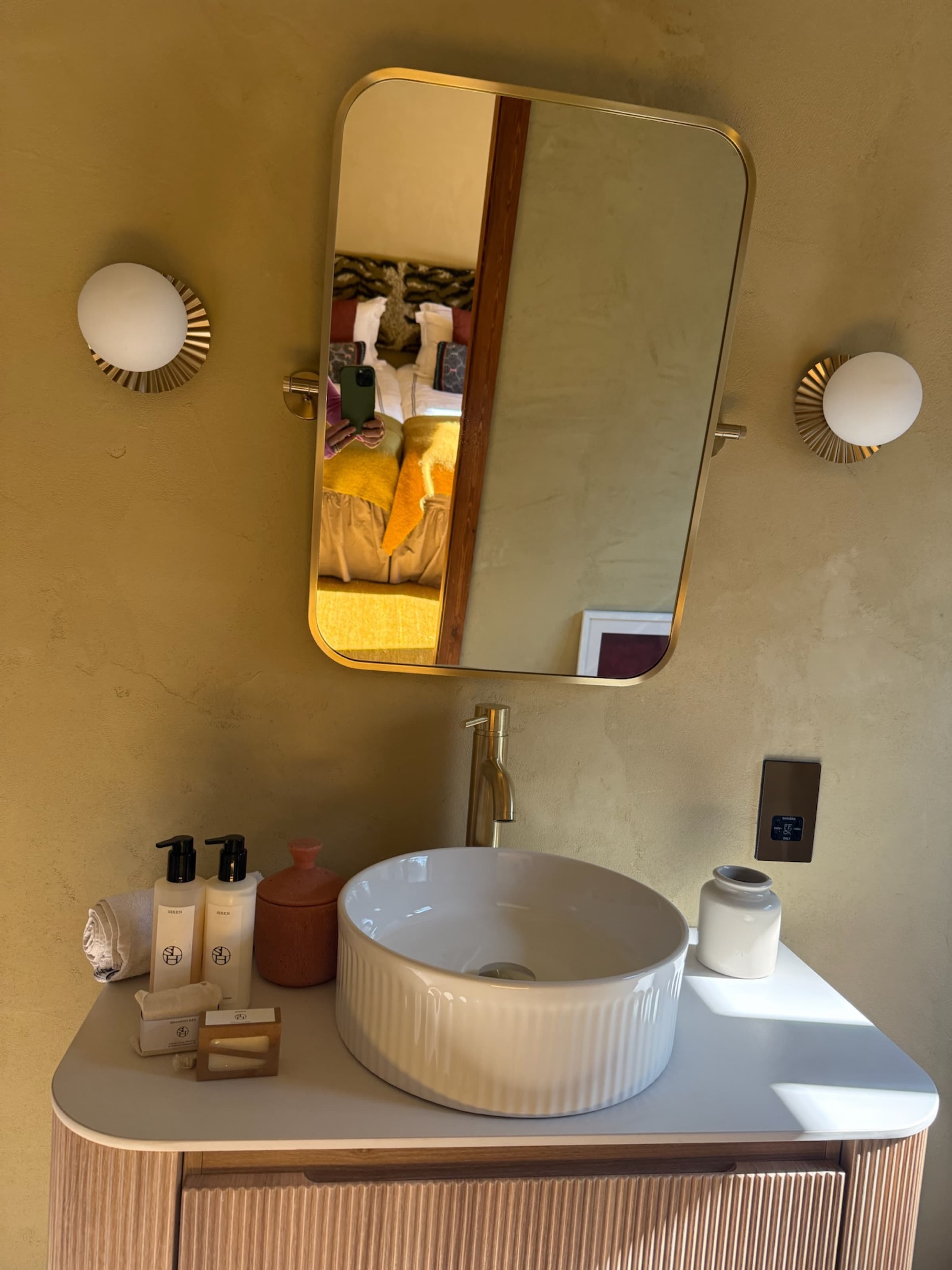 Ensuite, vessel sink, brass tap, toiletries